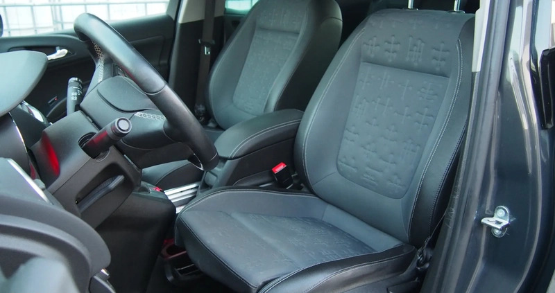 Opel Meriva cena 26300 przebieg: 220000, rok produkcji 2015 z Oleszyce małe 301